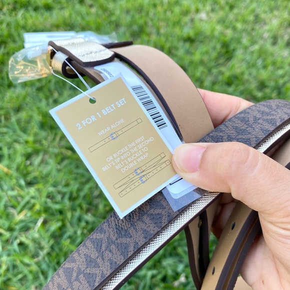 Michael Kors 2 For 1 Logo Belt Set - Picture 3 of 4